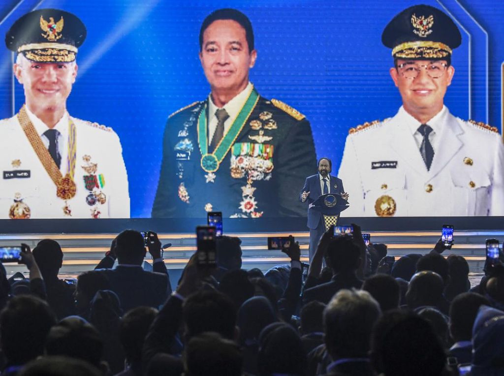 Survei SMRC: 41 Persen Pemilih NasDem Akan Pilih Ganjar Capres 2024 Survei SMRC: 41 Persen Pemilih NasDem Akan Pilih Ganjar Capres 2024