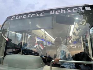 Elektrifikasi Transportasi Publik di Jabar, Jasa Sarana Gandeng VKTR Elektrifikasi Transportasi Publik di Jabar, Jasa Sarana Gandeng VKTR