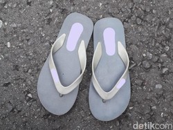 Beredar Foto Pemotor Pakai Sandal Jepit Ditilang di Semarang, Polisi: Hoax