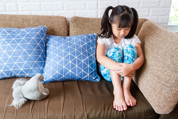 Ilustrasi seorang anak yang mengalami trauma/Foto: Freepik.com/jcomp Ilustrasi seorang anak yang mengalami trauma/Foto: Freepik.com/jcomp