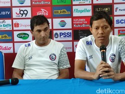 Emoh Bahas Mandulnya Striker, Pelatih Arema FC Pilih Fokus Hadapi Persik