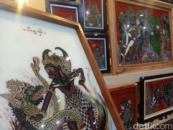 Lukisan Kaca Seniman Bali Ini Tembus Pasar Internasional