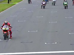 Kilas Balik MotoGP Jerman 2014: Grid Sepi, Banyak Pebalap Mulai Balapan dari Pit!