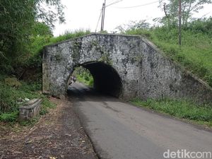 Menelusuri Jejak Kereta Api Pasir Galunggung Tasikmalaya Menelusuri Jejak Kereta Api Pasir Galunggung Tasikmalaya