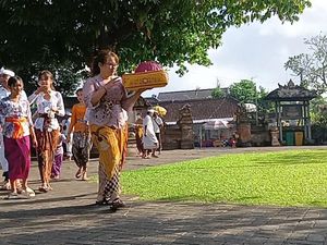 Hari Raya Kuningan, Pura Puru Sada Badung Dipadati Pemedek se-Bali