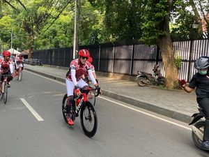 Menkumham Yasonna Laoly Jatuh Tergelincir Selagi Bersepeda di Medan