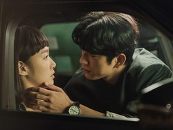 Yumis Cells 2 Tampilkan Ciuman Mesra Jinyoung dan Kim Go Eun, Fans Histeris