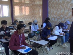 Kisah Aiptu Nurdin, Polisi yang Nyambi Jadi Dosen di Subang