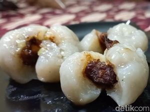 Uniknya Cilok Isi Sate Maranggi di Purwakarta