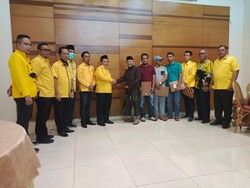 Banyak Tokoh Senior Bondowoso Gabung Golkar, Sarmuji Bersyukur