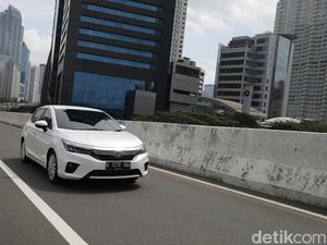 Tes Harian Honda City: Sedan Termurah Honda, Lebih Nyaman dari Hatchback-nya! Tes Harian Honda City: Sedan Termurah Honda, Lebih Nyaman dari Hatchback-nya!