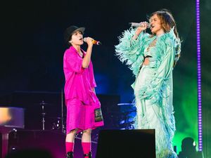 Jennifer Lopez Perkenalkan Gender Anaknya, Bukan Laki-laki Atau Perempuan Jennifer Lopez Perkenalkan Gender Anaknya, Bukan Laki-laki Atau Perempuan