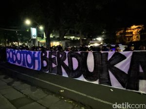 2 Bobotoh Tewas di GBLA, Persib Siap Disanksi Bila Terbukti Lalai