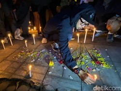 Aksi Damai Bobotoh di Kantor Persib