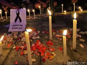 2 Suporter Wafat, IPW Minta Ketum PSSI dan Dirut PT LIB Diproses Hukum 2 Suporter Wafat, IPW Minta Ketum PSSI dan Dirut PT LIB Diproses Hukum