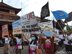 Aksi Penolakan Terminal LNG di Mangrove Dituding Berstandar Ganda Aksi Penolakan Terminal LNG di Mangrove Dituding Berstandar Ganda