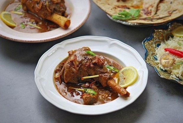 Nalli Nihari Nalli Nihari makanan khas Idul Adha dari India