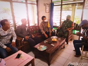 Bayi Perempuan dalam Kardus Ditemukan Menangis di Teras Rumah Warga Jember Bayi Perempuan dalam Kardus Ditemukan Menangis di Teras Rumah Warga Jember