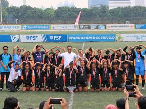 Arema FC Women Juara Piala Gubernur DKI Jakarta Arema FC Women Juara Piala Gubernur DKI Jakarta