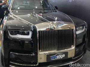 Rolls-Royce Phantom Nagita: Minimal Tenggak Pertamax Plus, 1 Liter Buat 4,4 Km