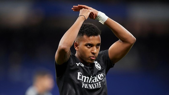Rodrygo of Real Madrid reacts during the La Liga Santander match between Real Madrid CF and FC Barcelona at Estadio Santiago Bernabeu on March 20, 2022 in Madrid, Spain. (Photo by Jose Breton/Pics Action/NurPhoto via Getty Images)