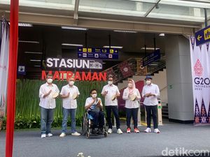 Soft Opening Stasiun Matraman, Menhub Harap Penumpukan di Manggarai Berkurang Soft Opening Stasiun Matraman, Menhub Harap Penumpukan di Manggarai Berkurang