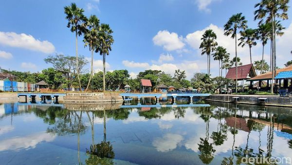 Pemandian di Malang Berair Jernih, Sayang Fasilitasnya Tak Terawat