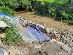 SDA Jabar: Proyek Tembok Antilongsor Cilebut Ambrol karena Faktor Alam