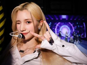 Aduh Cantiknya Huening Bahiyyih! Aduh Cantiknya Huening Bahiyyih!