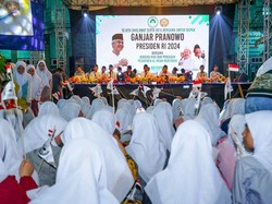 Buka Lapak UMKM di Instagram, Ganjar Didoakan 2.500 Santri di Malang