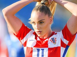 Jangan Panggil Aku Pesepakbola Terseksi