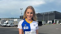 Saya tidak masalah disebut salah satu pesepakbola tercantik, saya senang mendengarnya. Tapi saya tidak suka jika ada artikel yang menyebut saya sebagai pesepakbola terseksi. Saya lebih suka mereka melihat penampilan saya di lapangan daripada memikirkan yang tidak-tidak, ujarnya (Instagram/anamxrkovic)
