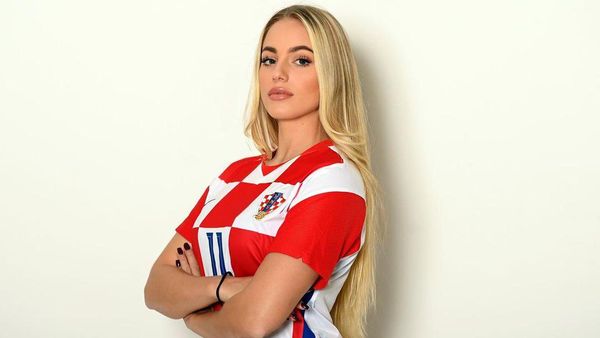 Potret Wanita Dijuluki Pemain Bola Terseksi di Dunia Tapi Benci Julukannya