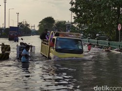 Lagi! Banjir Rob Rendam Pelabuhan Semarang, Tinggi Air Capai 1 Meter