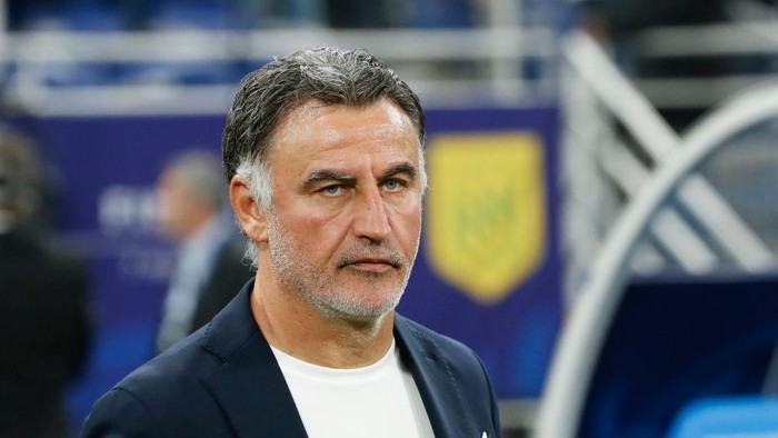 PARIS, FRANCE - MAY 07: OGC Nice head coach Christophe Galtier reacts after loosing the French Final Cup match between OGC Nice and FC Nantes at Stade de France on May 07, 2022 in Paris, France. (Photo by Aurelien Meunier/Getty Images)