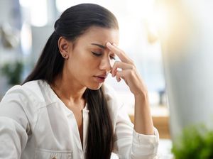 Apa Alasan Dia Sekarang Cuek? Bahkan Chat Juga Tidak Dibalas