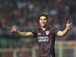 Man City Punya Julian Alvarez, Sterling-Jesus pun Dilepas