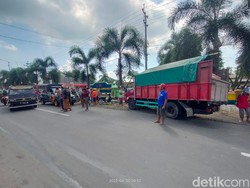 Truk Tabrak Motor di Jember, Ayah Tewas-Anak Terluka Parah