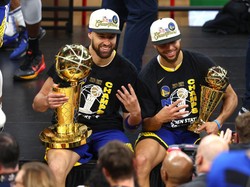 Klay Thompson dan Steph Curry: Cuma Bisa Three Point tapi Juara NBA