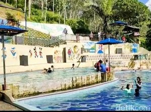 Yuk ke Kolam Mata Air di Tengah Kebun Karet, Tempatnya Asri Banget