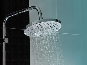 Lebih Baik Makan atau Mandi Dulu? Ini Kata Pakar Kesehatan