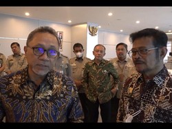 Zulhas Sambangi Kantor Mentan: Jangan Sampai Petani Mati karena Impor