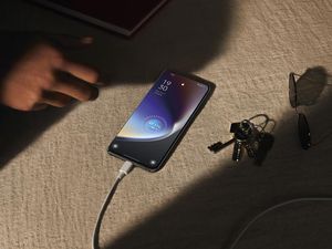 Ngebut! OPPO Find X5 Pro 5G Bisa Charge 50% Hanya dalam 12 Menit