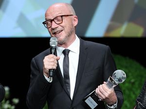 5 Wanita Ngaku Jadi Korban Predator Seks Hollywood 5 Wanita Ngaku Jadi Korban Predator Seks Hollywood