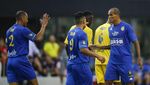 Para Legenda Sepakbola Kembali Beraksi: Ronaldinho Sampai Trezeguet