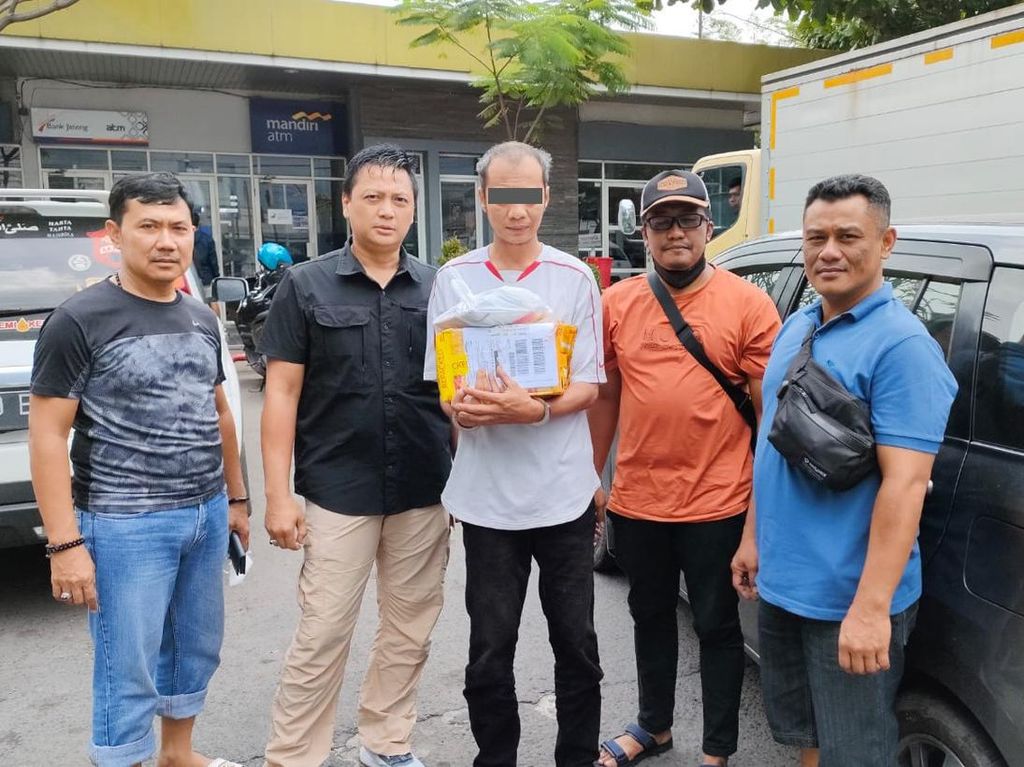 Polda Jateng Bongkar Pengiriman 509,7 Gram Sabu dari Zambia ke Semarang Polda Jateng Bongkar Pengiriman 509,7 Gram Sabu dari Zambia ke Semarang