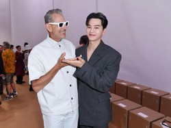 Jeff Goldblum Eksis di Show Prada, Foto Bareng Jaehyun dan Song Kang