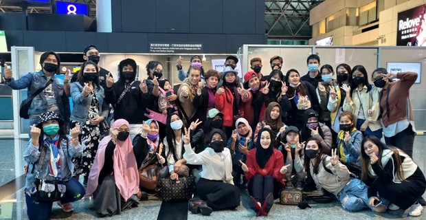 Sudah banyak TKI yang terselamatkan oleh Mbok Cikrak/ Foto: facebook.com/Mbok Cikrak REAL