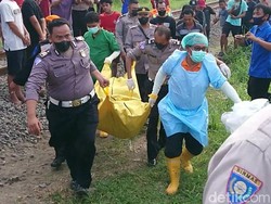 Merangsek Dekat Rel Saat Kereta Lewat, Biker Tulungagung Tewas Tersambar KA