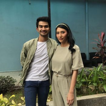 Tyas Mirasih dan Tengku Tezi